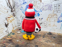 Load image into Gallery viewer, Nottingham Forest 1988 penguin with woolly hat &amp; ball
