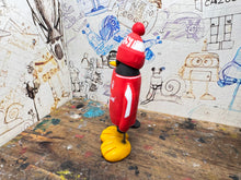 Load image into Gallery viewer, Nottingham Forest 2004 penguin with woolly hat &amp; ball
