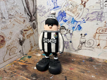 Load image into Gallery viewer, Newcastle United 2024 shirt (toonie) with woolly hat
