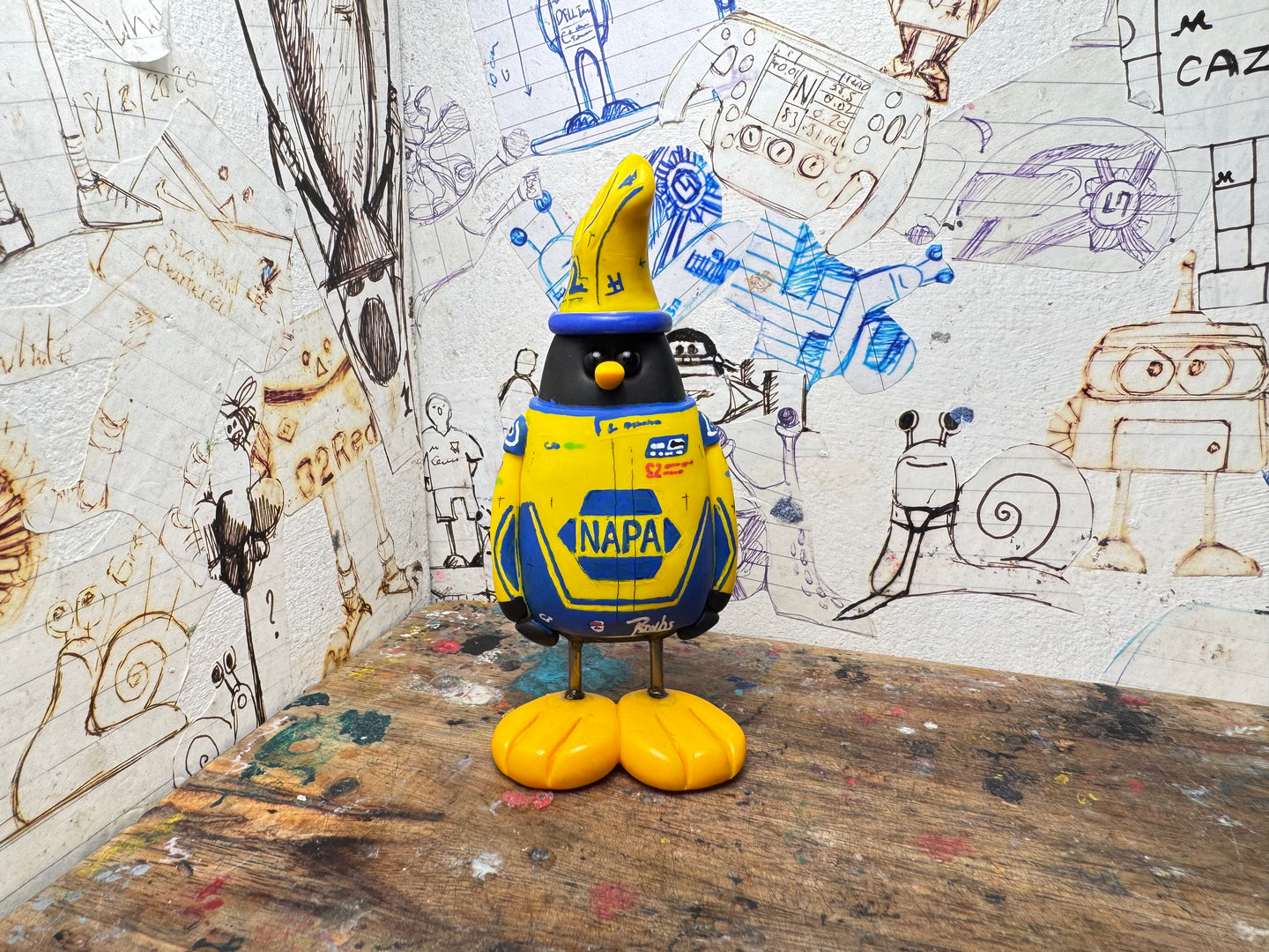 Daniel Rowbottom 2025 btcc penguin with glove on head