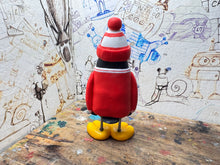 Load image into Gallery viewer, Wrexham AFC 2025/26 penguin with woolly hat
