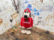 Load image into Gallery viewer, Wrexham AFC shirt 2025/26 dog with woolly hat
