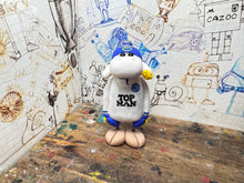 Load image into Gallery viewer, Leeds utd sheep with woolly hat top man shirt
