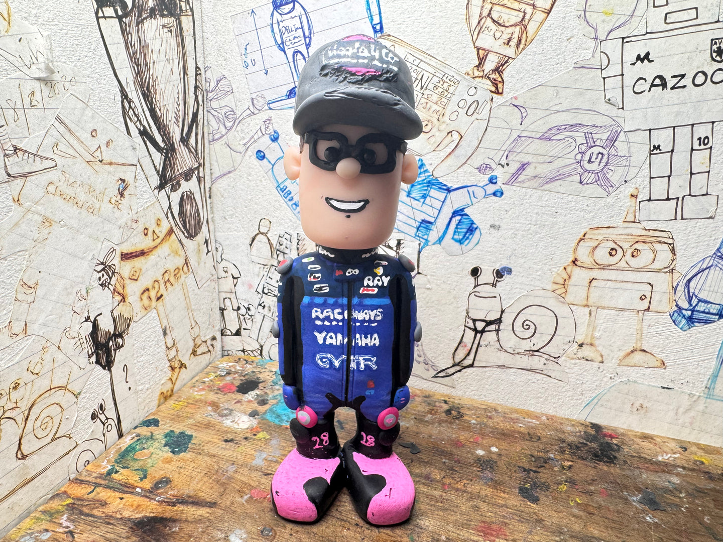 Brad Ray cartoon character with moving head 2025