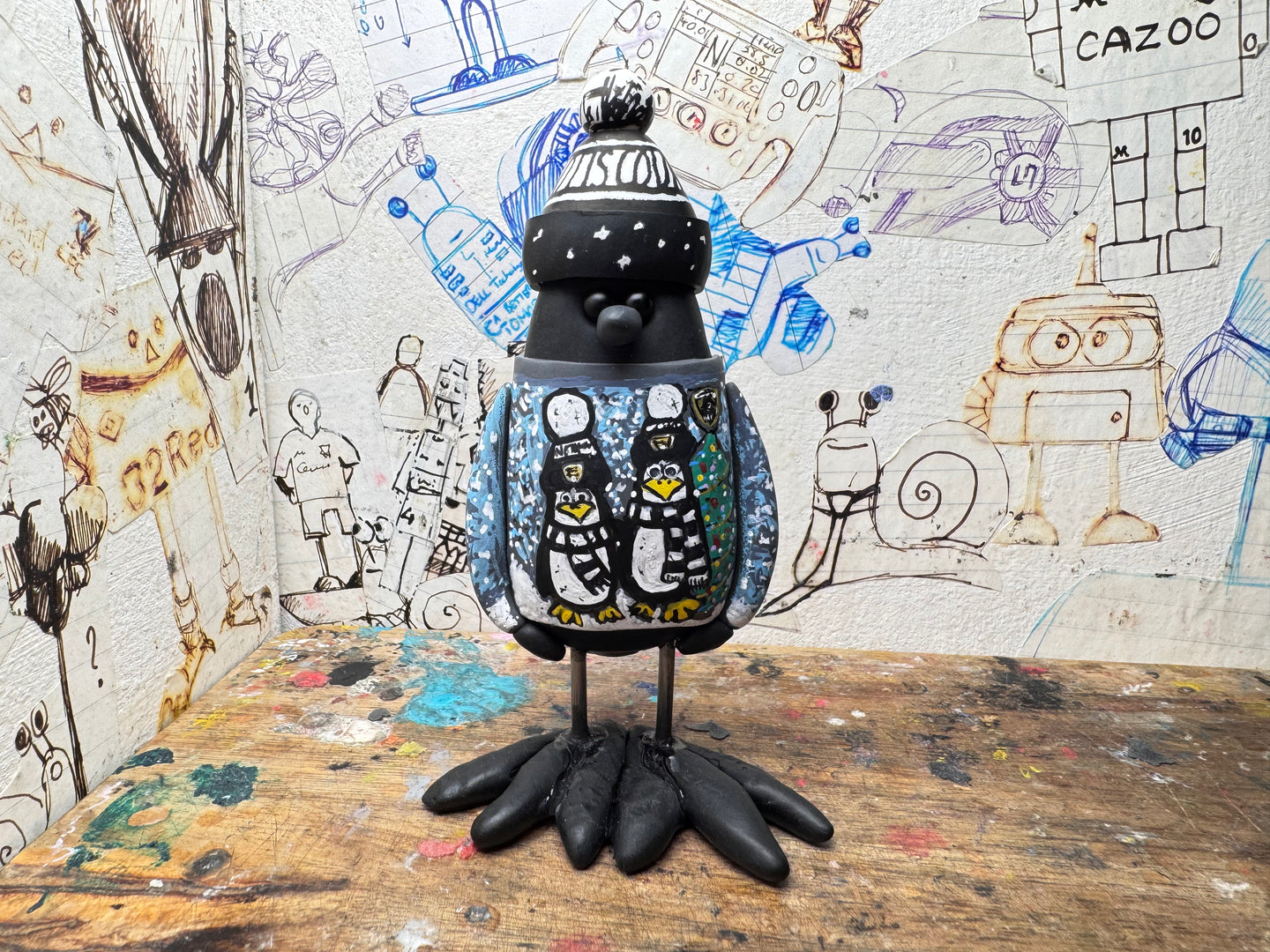 Notts County magpie Christmas jumper with woolly hat