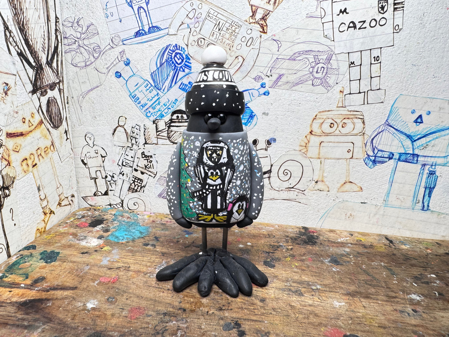 Notts County magpie Christmas jumper with woolly hat