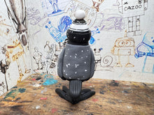 Load image into Gallery viewer, Notts County magpie Christmas jumper with woolly hat
