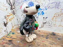 Load image into Gallery viewer, Gromit in his Christmas jumper and present

