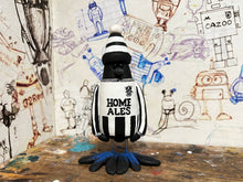 Load image into Gallery viewer, Notts County magpie retro kit 1987 with woolly hat
