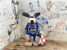 Load image into Gallery viewer, Gromit’s brother Nigel in his f1 race suit
