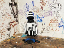 Load image into Gallery viewer, Notts County magpie retro kit 1987 with woolly hat
