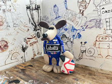 Load image into Gallery viewer, Gromit’s brother Nigel in his f1 race suit
