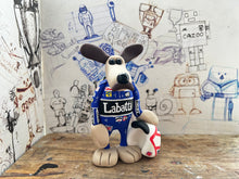 Load image into Gallery viewer, Gromit’s brother Nigel in his f1 race suit
